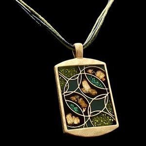 ☃️ Mica & Resin Lia Sophia Necklace